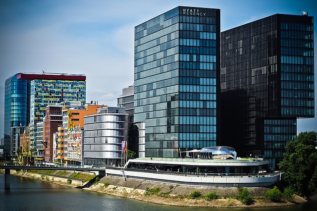 Moderne Architektur im Medienhafen in Düsseldorf